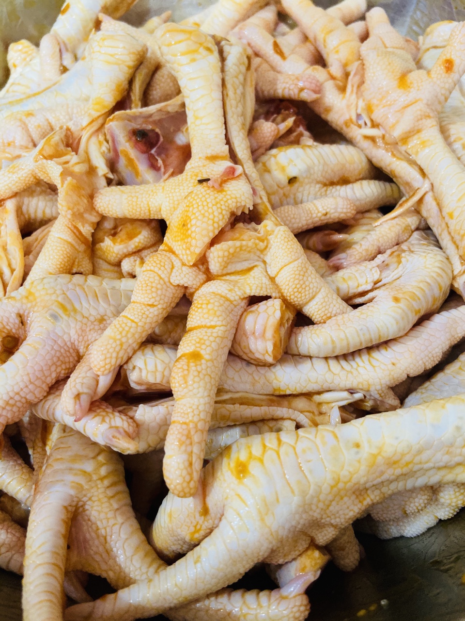 CHÂN GÀ NƯỚNG SA TẾ